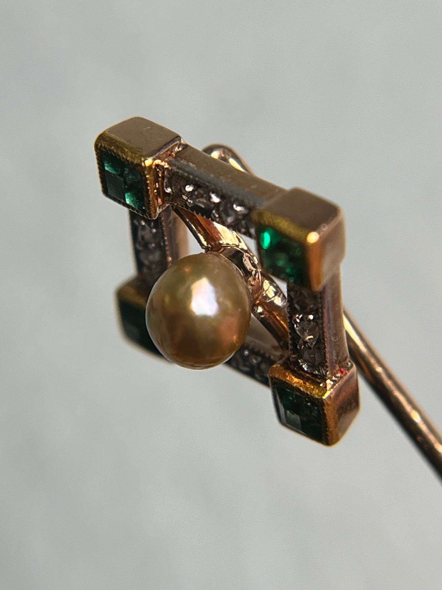 Antique Art Deco Stickpin in 14K and Platinum with Emeralds, Diamonds and Untested Pearl