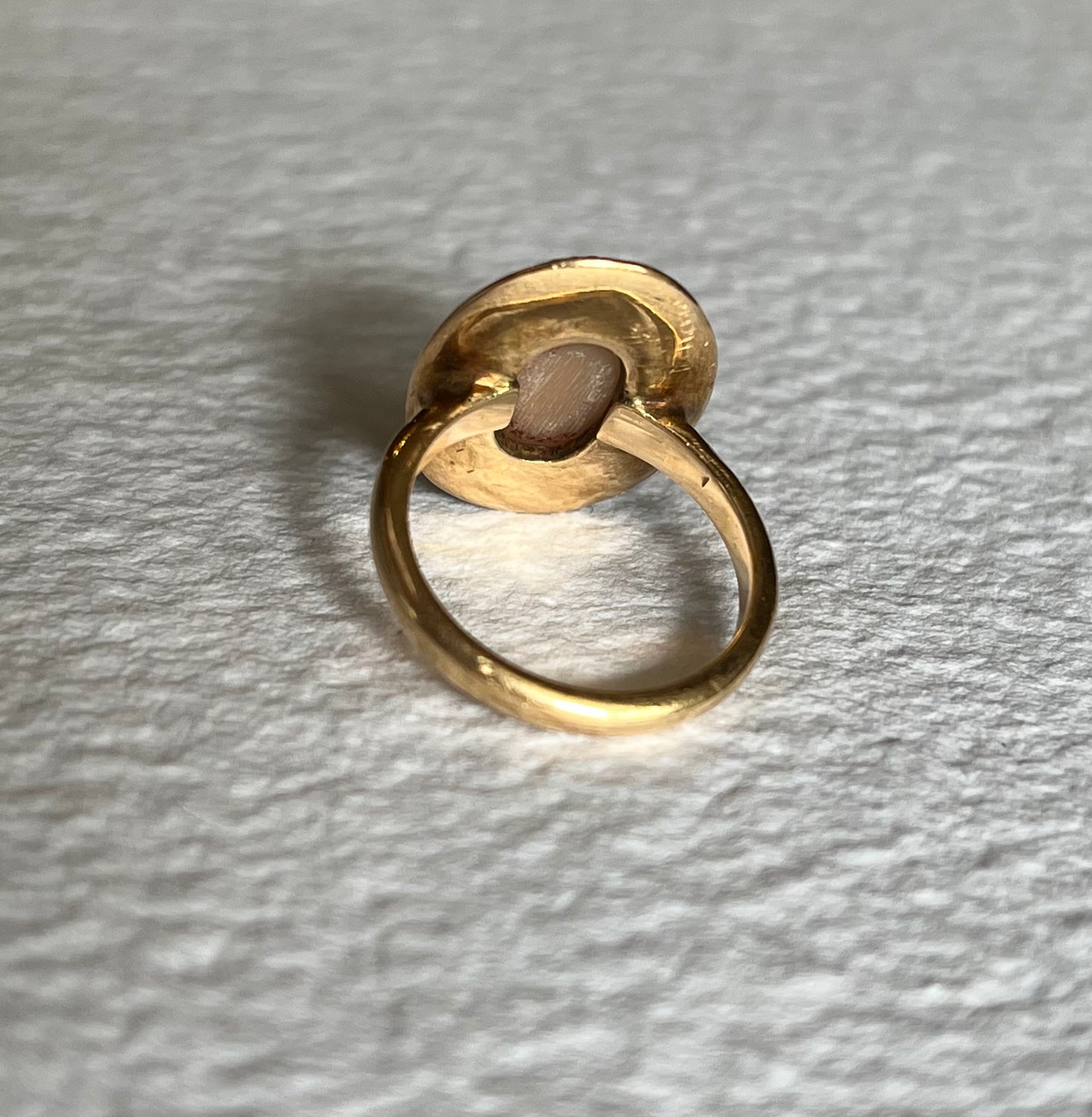 Antique gold cameo pinky ring