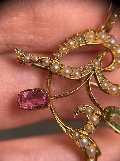 Antique Art Nouveau Lavalier in 15K Gold, with Peridot, Tourmaline, Topaz and Seed Pearls