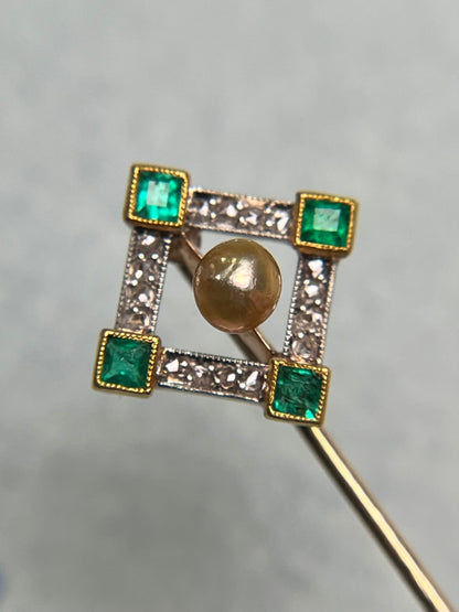 Antique Art Deco Stickpin in 14K and Platinum with Emeralds, Diamonds and Untested Pearl